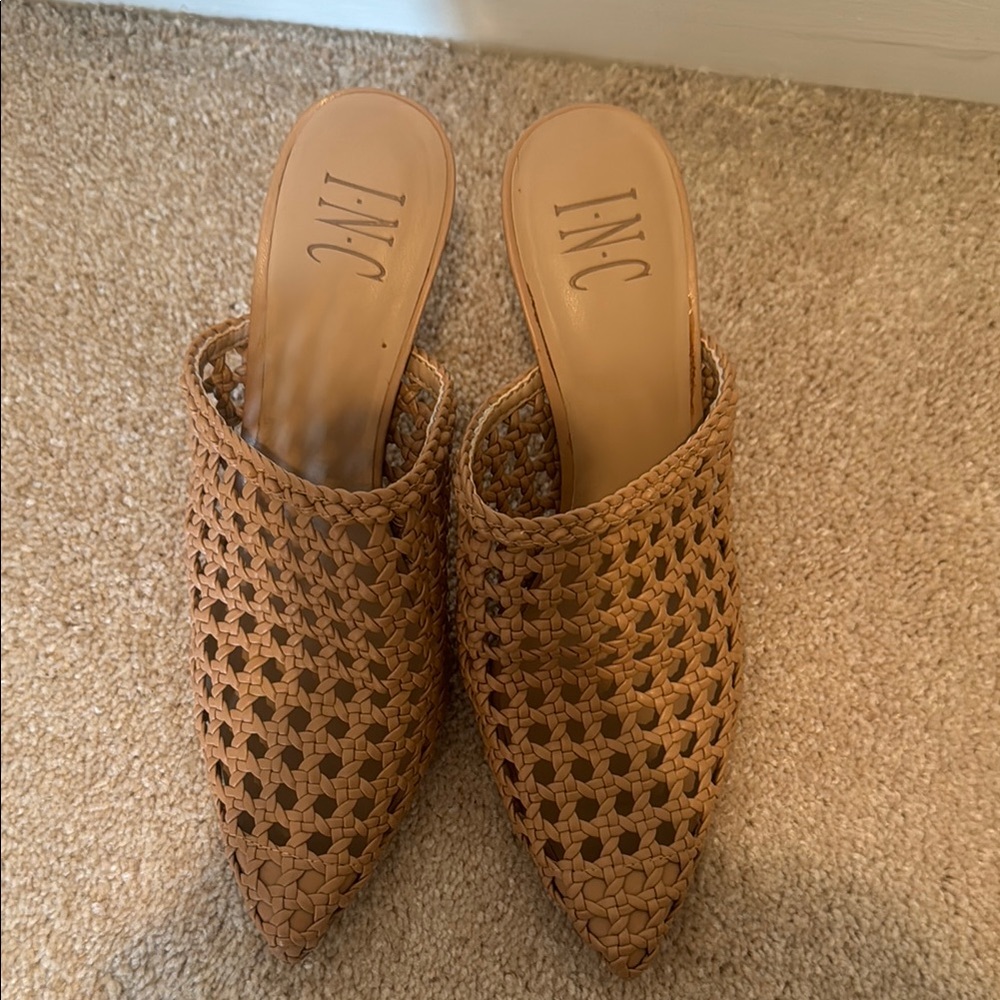 INC International Concepts Women's Tan Woven Mules size 7.5